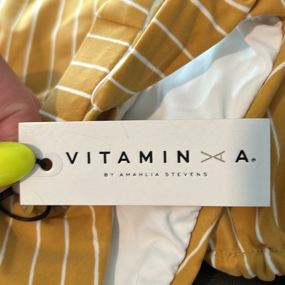 Vitamin A Gia Carmen Bikini Set NWT - Picture 6 of 10